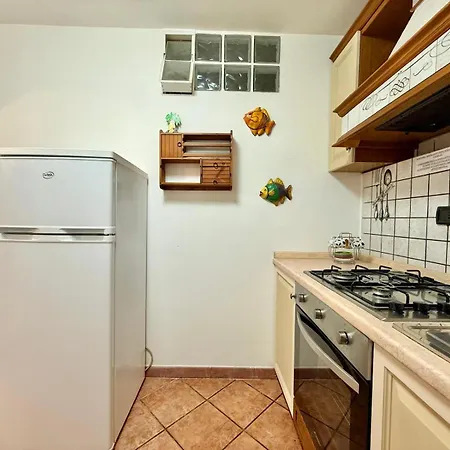 Open Space Littoria アパート