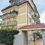 Open Space Littoria Apartman *