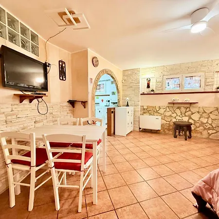 Open Space Littoria Apartamento Latina