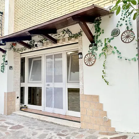 דירה Open Space Littoria לטינה